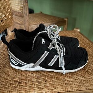 Xero Prio Women's Black Athletic Shoes